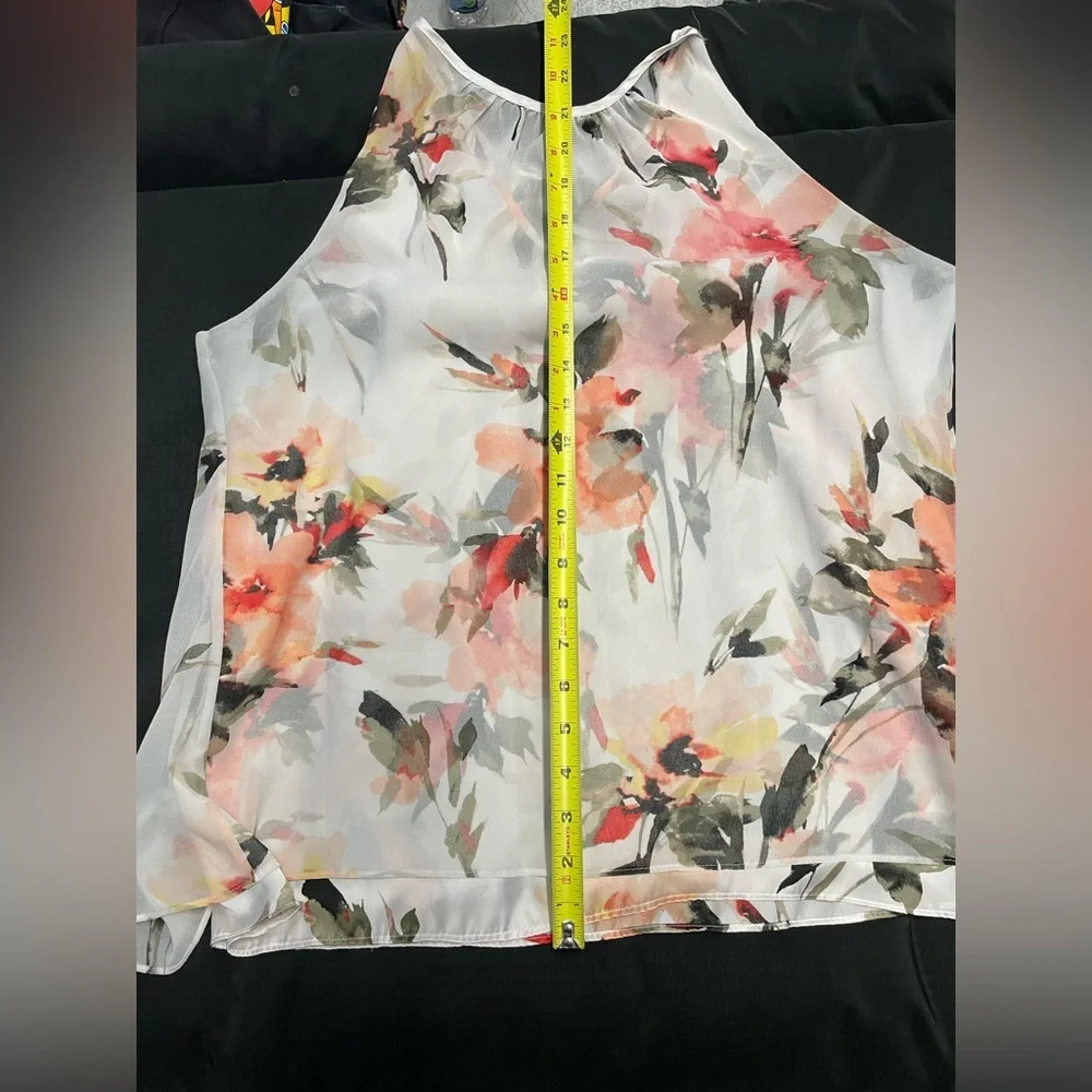 White House Black Market Floral Sleeveless Blouse - Picture 1 of 6